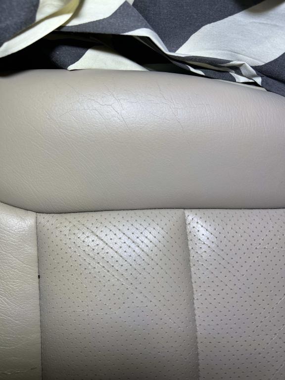 Name:  Front driver lhs seat-4.jpg
Views: 98
Size:  57.1 KB